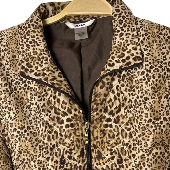 Vtg animal print puffed quilted vest,women size 14.Brown,front zip,mob wife - Picture 3 of 14